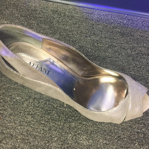 Alfani Heels - Picture 5 of 6
